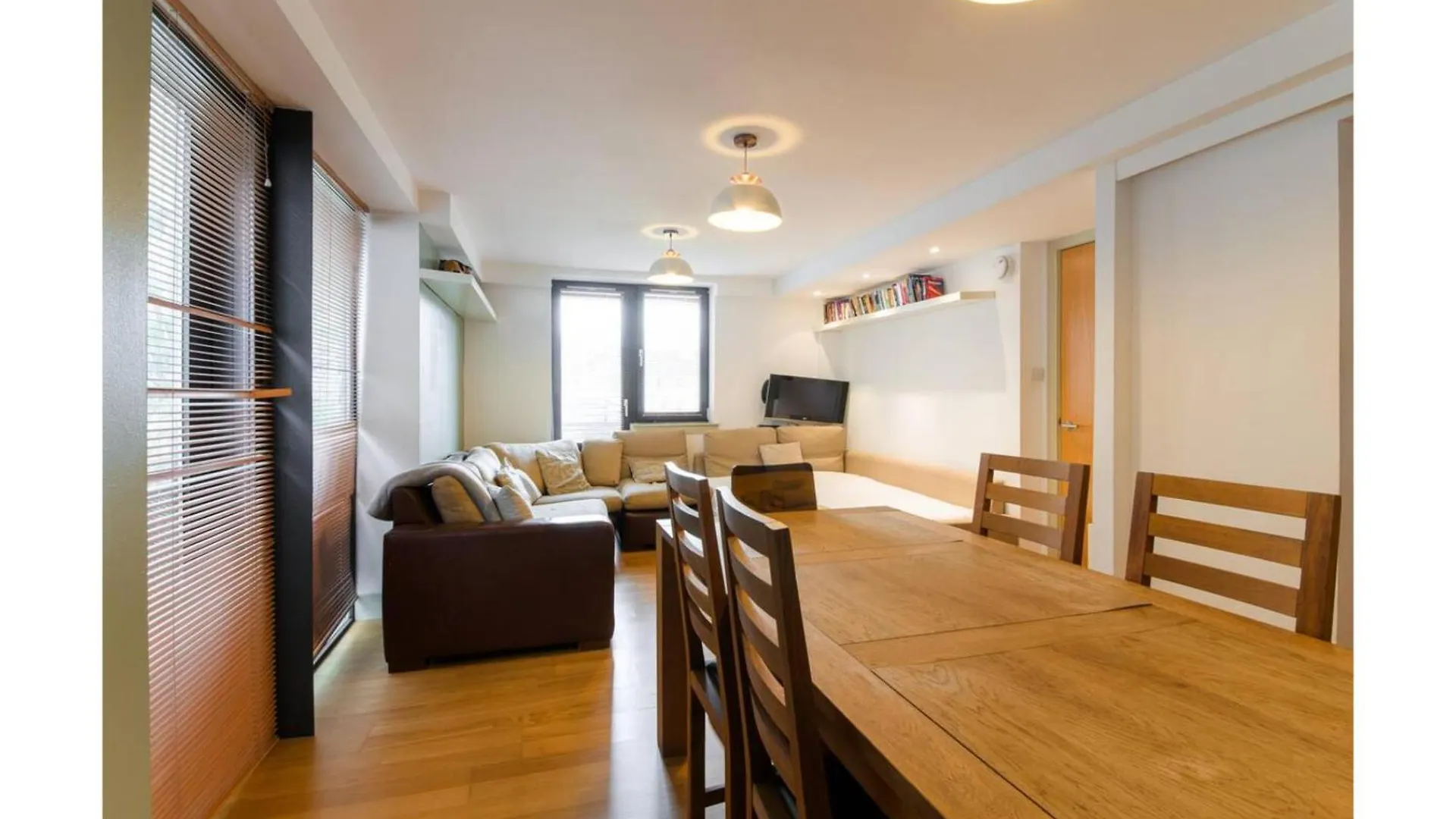 Modern Flat In The Middle Of Old Town Apartment Edinburgh United Kingdom