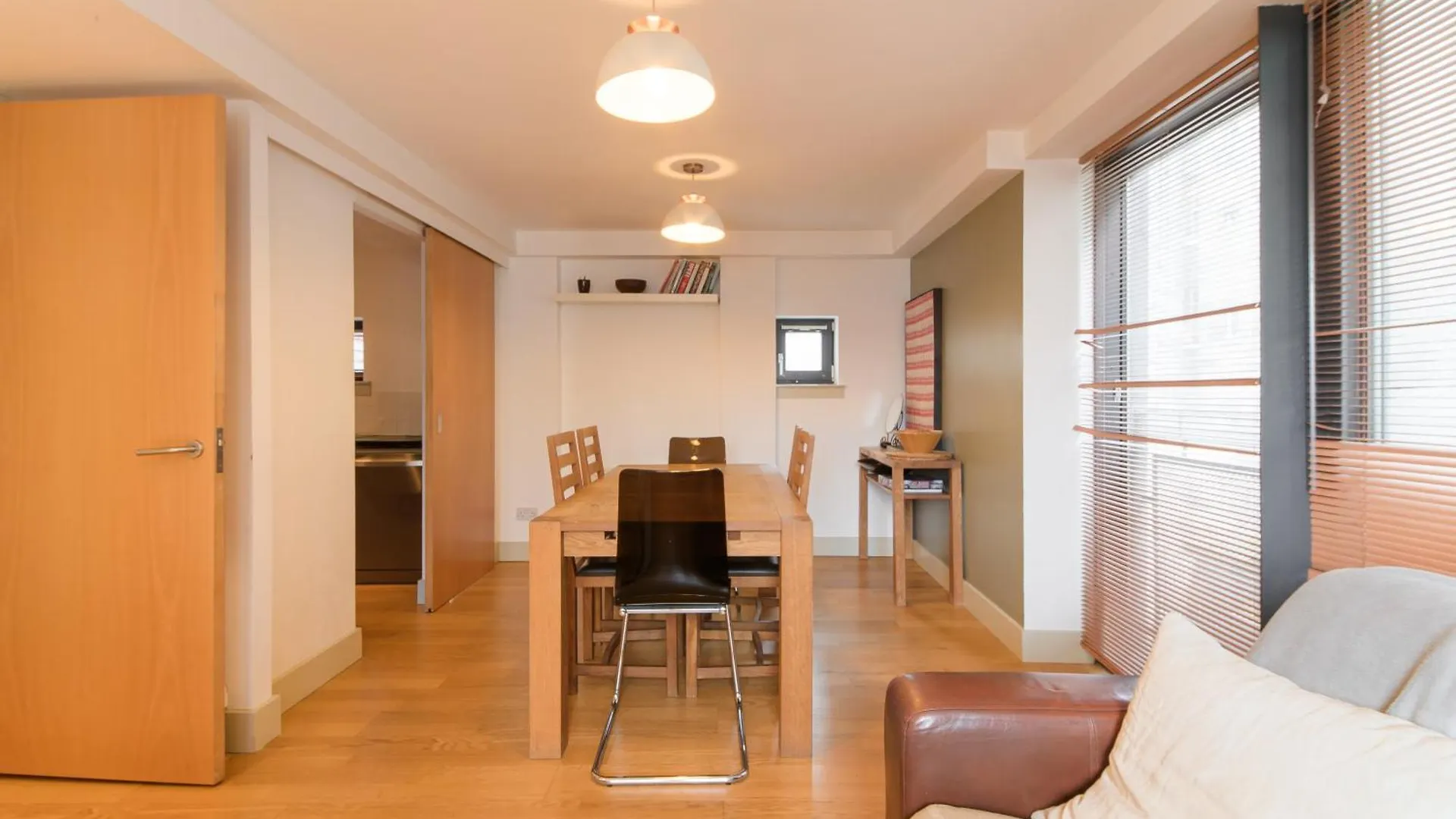 Modern Flat In The Middle Of Old Town Apartment Edinburgh 0*,  United Kingdom