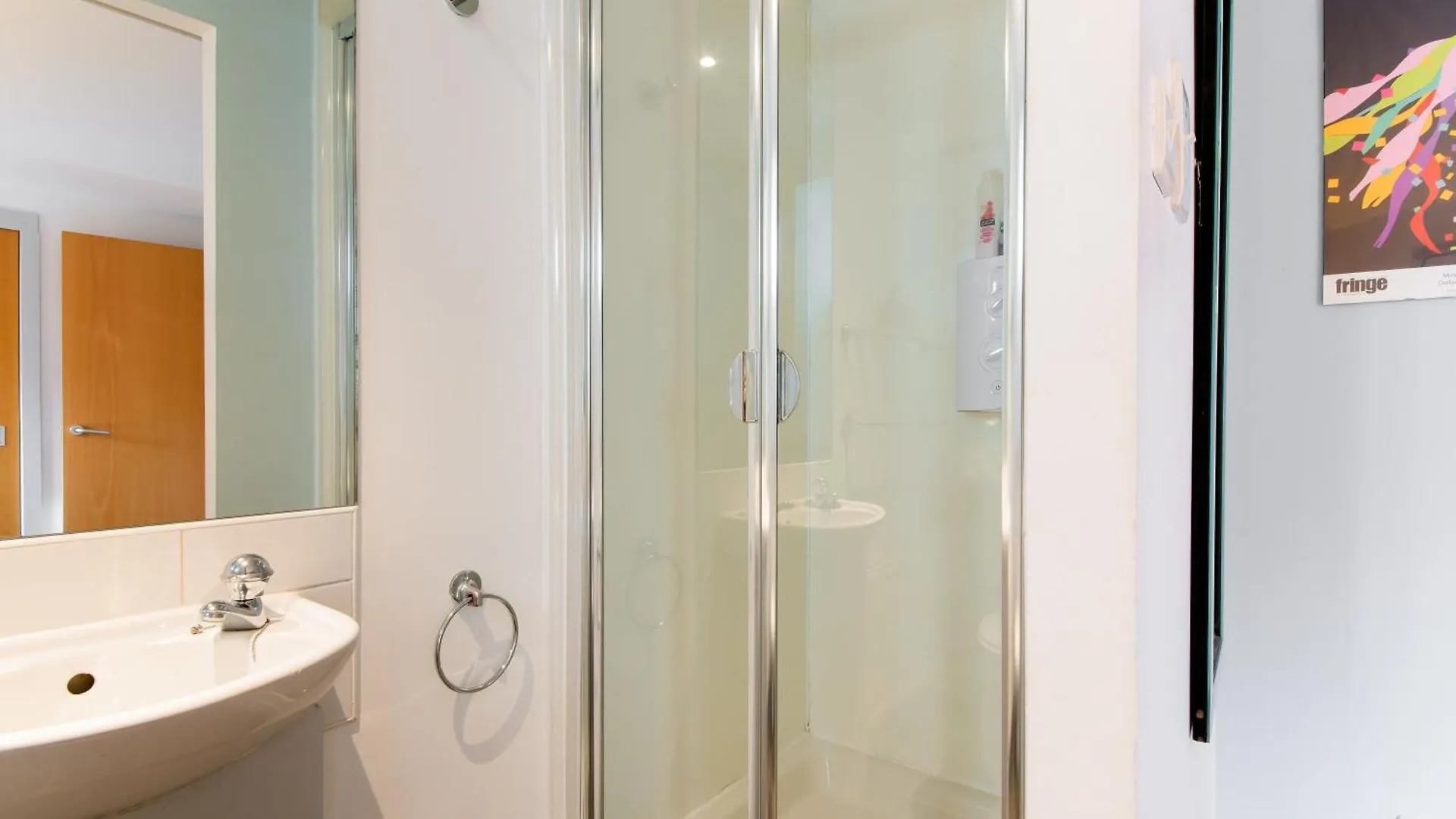 Modern Flat In The Middle Of Old Town Apartment Edinburgh