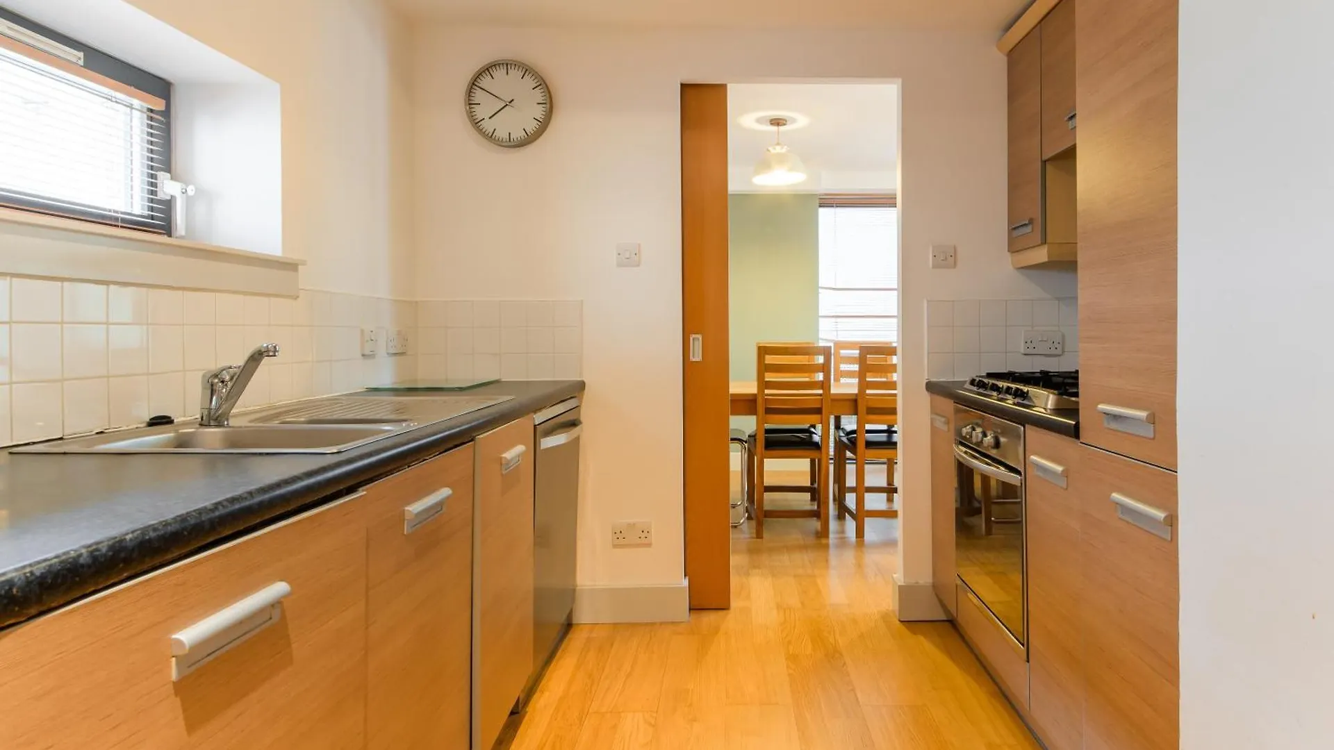 Modern Flat In The Middle Of Old Town Apartment Edinburgh