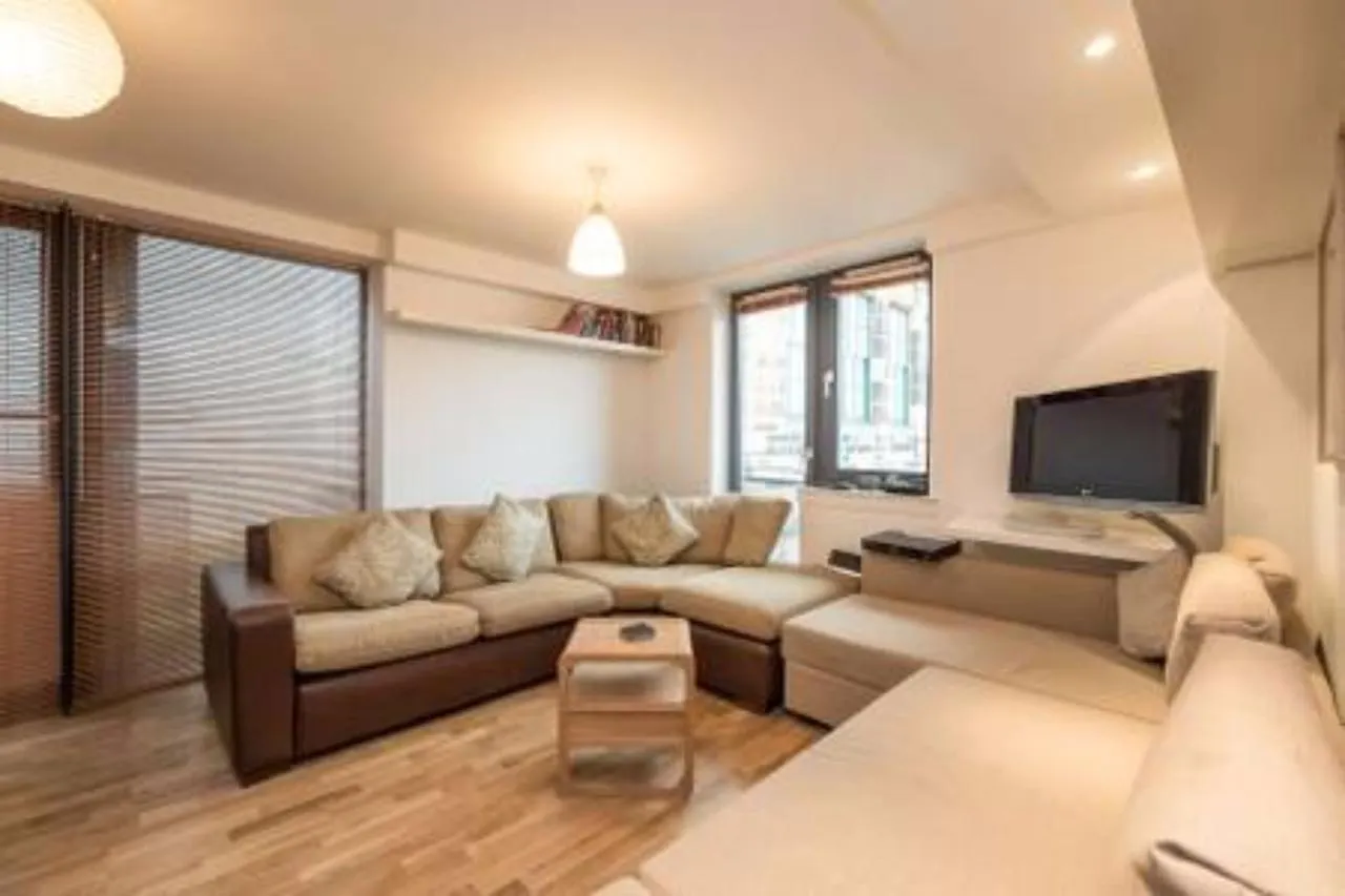 Modern Flat In The Middle Of Old Town Apartment Edinburgh United Kingdom